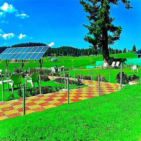 Pine View Resort Gulmarg Exteriér fotografie