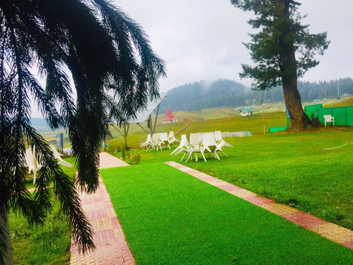 Pine View Resort Gulmarg Exteriér fotografie