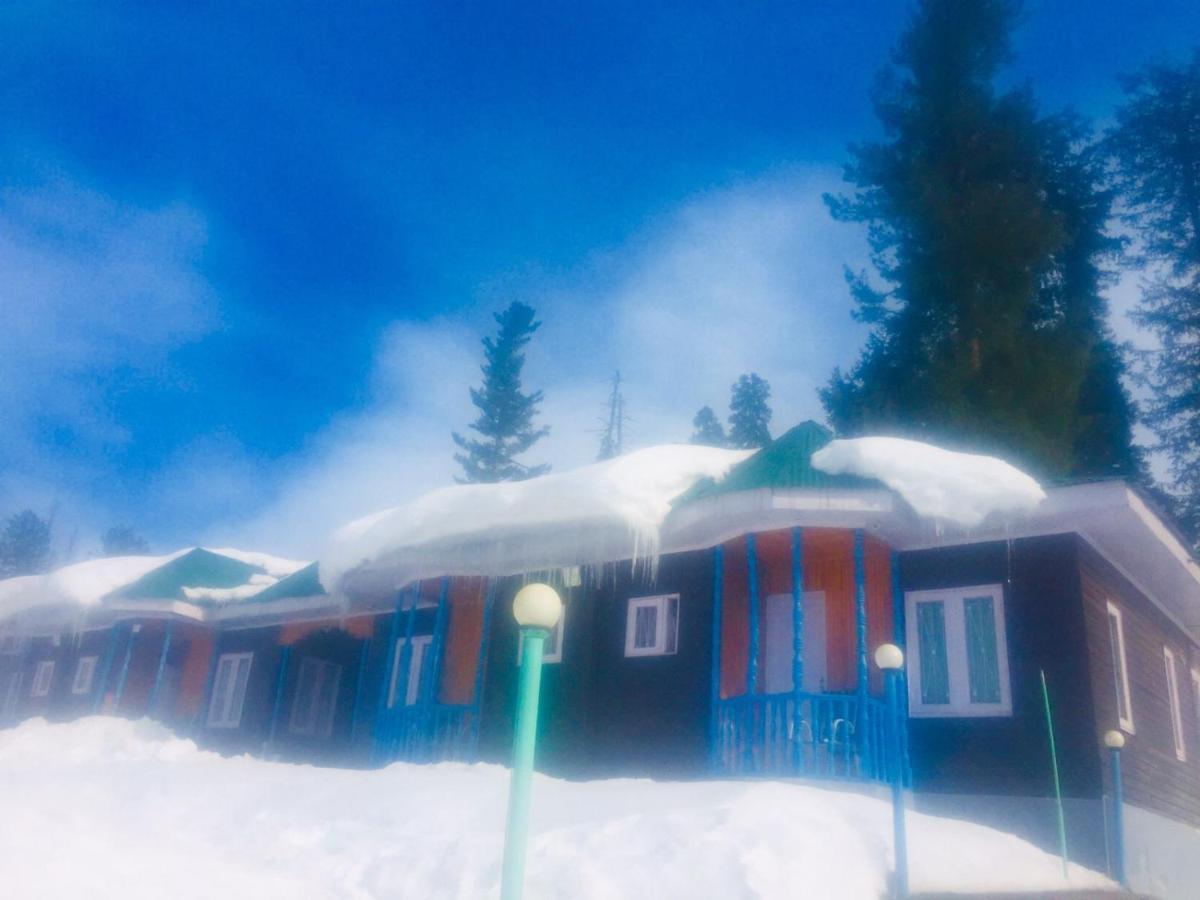 Pine View Resort Gulmarg Exteriér fotografie